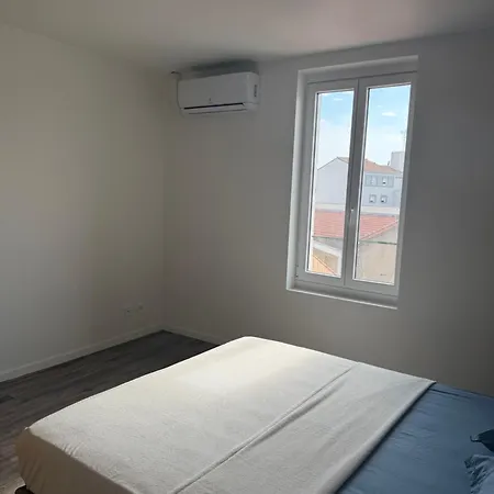 3 Climatisation Grande Capacite Gare Centre Plages Accessibles ベジエ